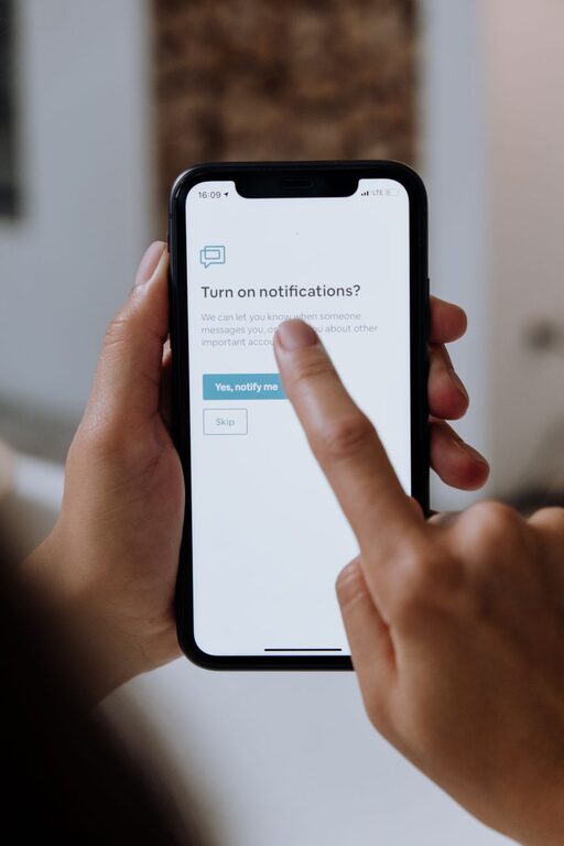 How to Set Healthy Boundaries with Notifications
